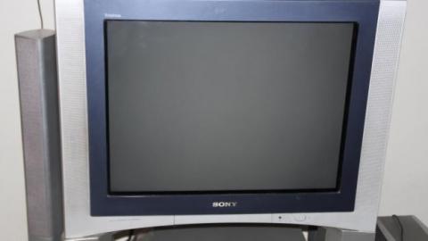 1375055477_520209872_1-Pictures-of--Sony-Wega-Trinitron-Color-TV-29-Inch-Mint-Condition.jpg