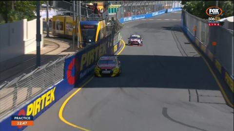 V8.Supercars.2015.Round11.Gold.Coast.Practice1.FoxSports.720p.X264.English-s88.mp4_snapshot_11.06_2015.11.12_13.45.09.jpg