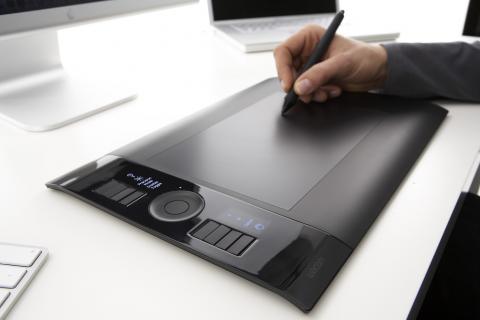 Wacom_Intuos4_L_5.jpg