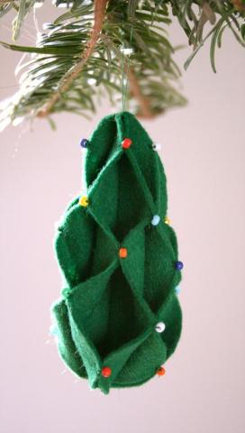 56-original-diy-christmas-felt-ornaments-for-indoors-and-outdoors-2.jpg