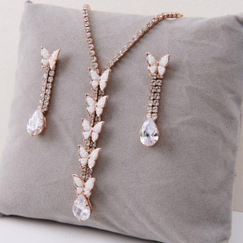 Neoglory-Rose-Gold-Plated-Auden-Rhinestone-Simulated-Pearl-Jewelry-Sets-With-Necklace-Earrings-for-Women-2014.jpg